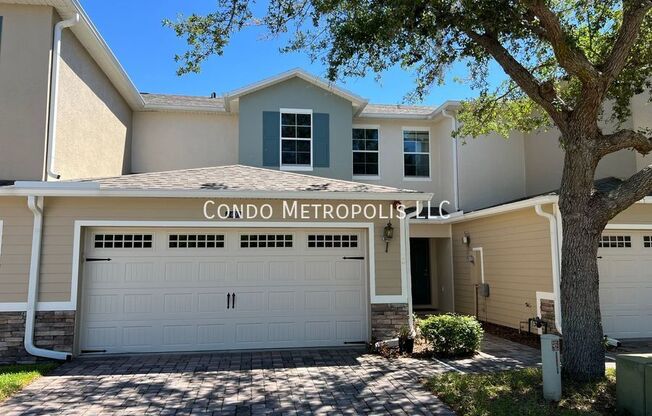 1401 PRIORY CIR