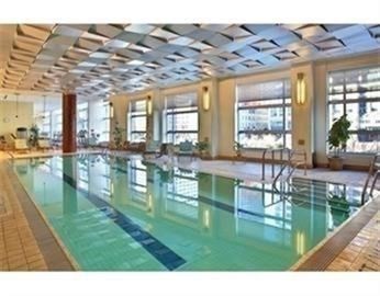 Studio, 1 bath, 422 sqft, $3,400, Unit 14V
