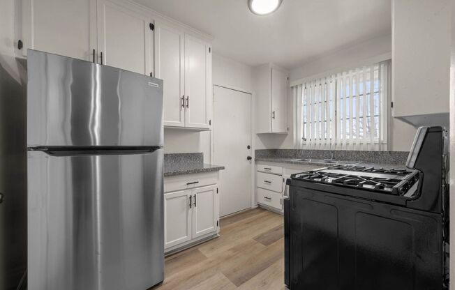 4119 Santo Tomas Dr
