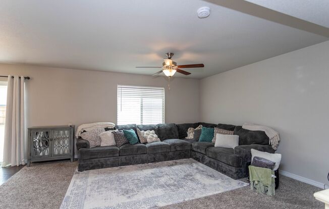 Bright & Beautiful 4BD Home in Lorson Ranch – Walk to School!