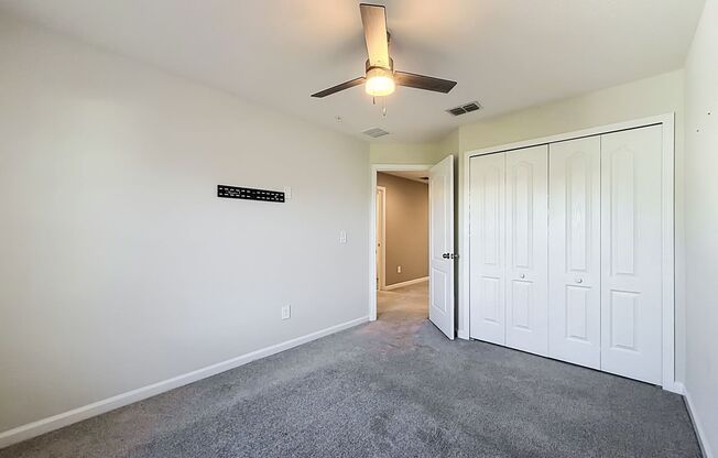 3 beds, 2.5 baths, $2,250
