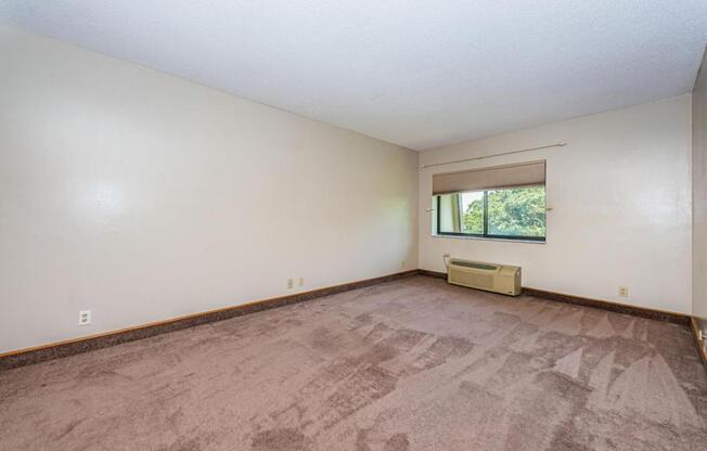 2 beds, 2 baths, 1,210 sqft, $1,950