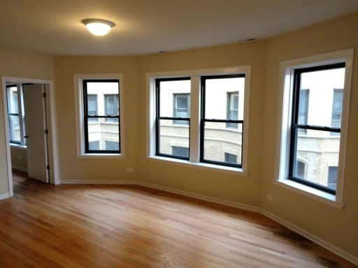 Manor Square LLC