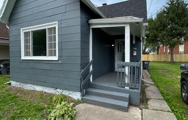 Now Leasing! Close to Downtown