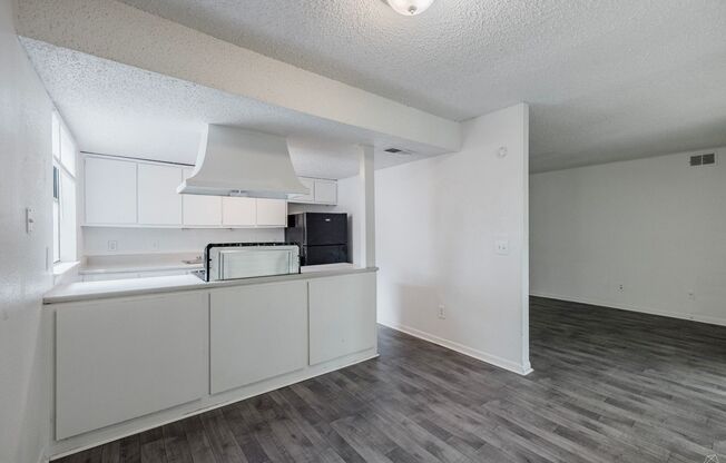 2 beds, 2 baths, 1,016 sqft, $1,150, Unit 2-05B