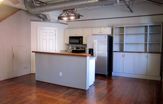 406 E. Fourth St.