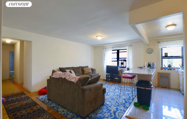 25 10 31 AVE