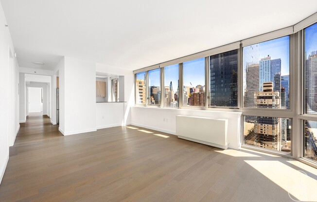 2 beds, 2 baths, $8,400, Unit PHD
