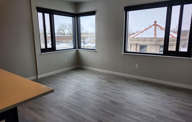 2 beds, 1 bath, 966 sqft, $1,500, Unit 201