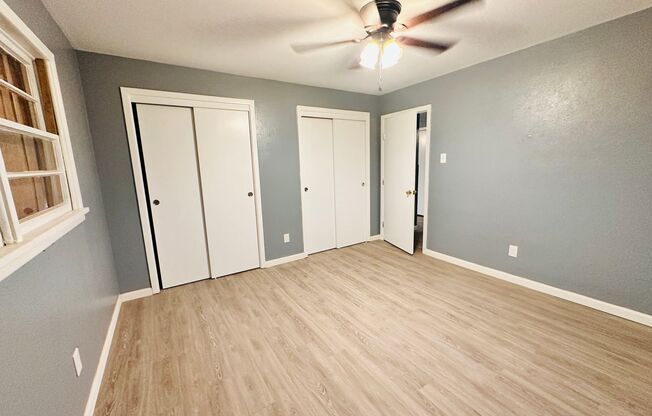 2 beds, 1 bath, 600 sqft, $735, Unit B