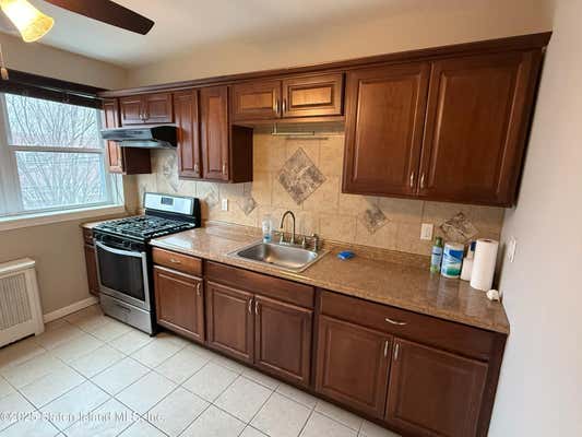 63 DONGAN AVE