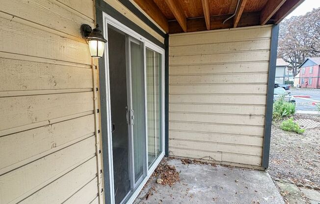 2 beds, 2 baths, 1,096 sqft, $1,575, Unit 1893A