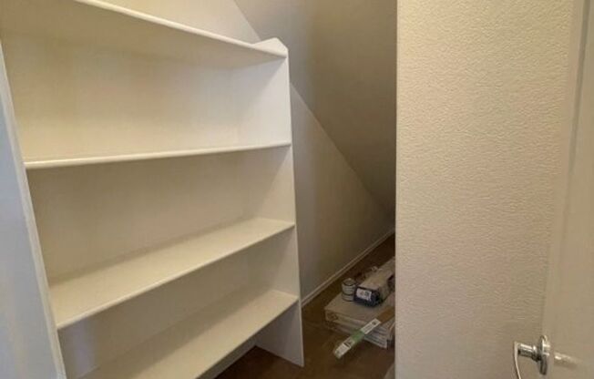 2150 W. Alameda #1054