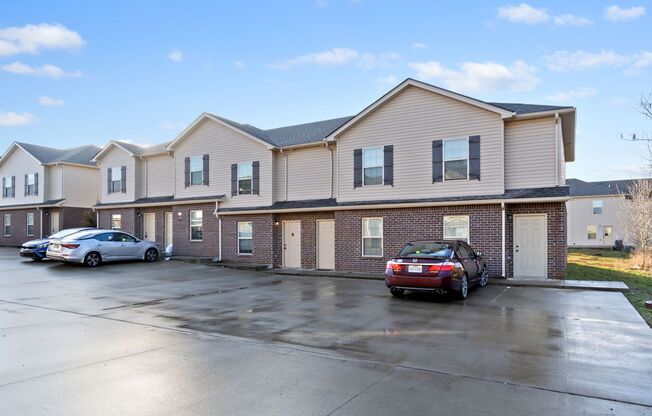 2 Bedroom Pet Friendly Townhome For Rent Near Post!