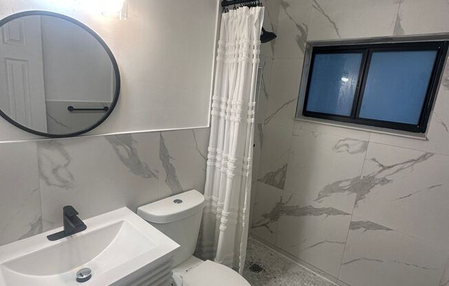 2 Bed/ 1 Bath Duplex- Allapattah