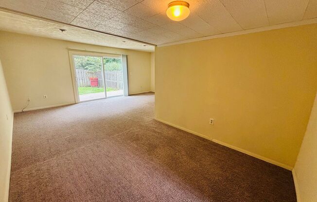 3 Bedroom 1.5 Bath Townhouse