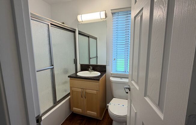 1 bed, 1 bath, 675 sqft, $2,350, Unit G-302