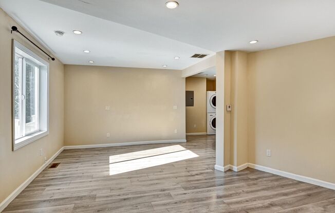 Apartment with Private Entrance, Huge Patio & Parking – Near BART, Caltrain & SFO