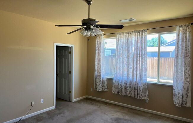 3 beds, 2 baths, $2,000