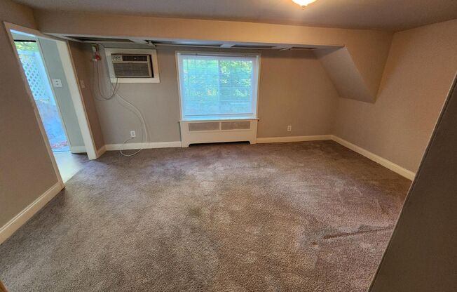 1 bed, 1 bath, 663 sqft, $1,500, Unit D-K1