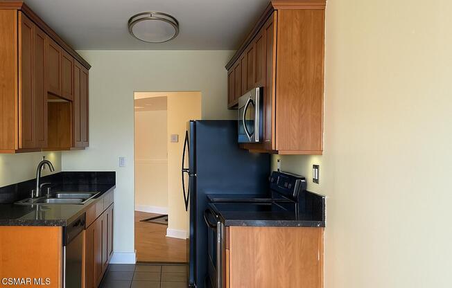 2 beds, 2 baths, 1,056 sqft, $4,400, Unit 532