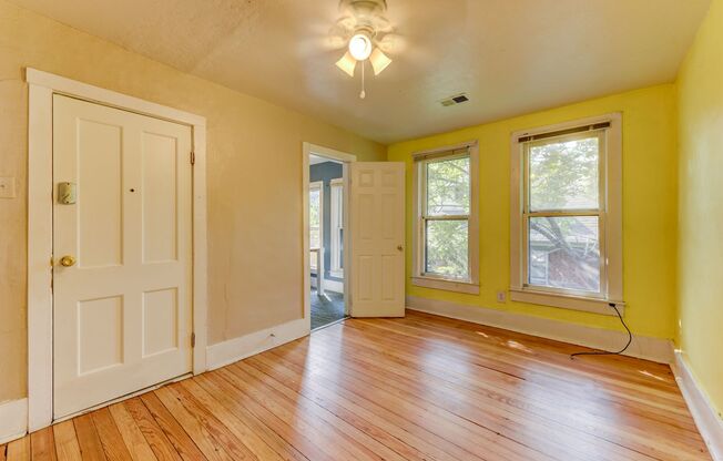 1537 9 ST