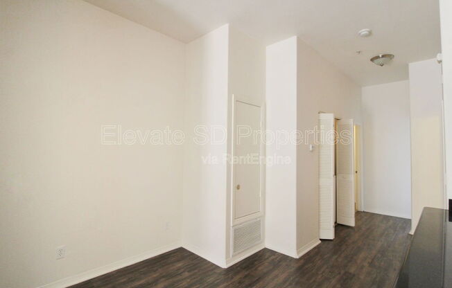 3 beds, 2 baths, 1,747 sqft, $3,595, Unit 301