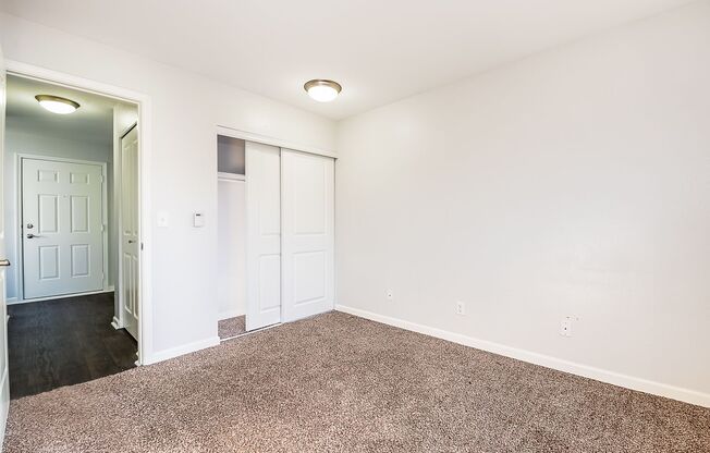 1 bed, 1 bath, 700 sqft, $1,695, Unit 1-301