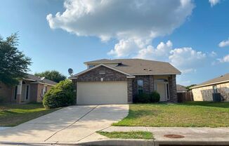 3 bedroom home with open floor plan available in Benbrook Ranch!