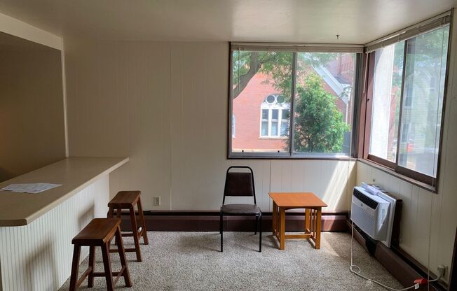 1 bed, 1 bath, $1,175