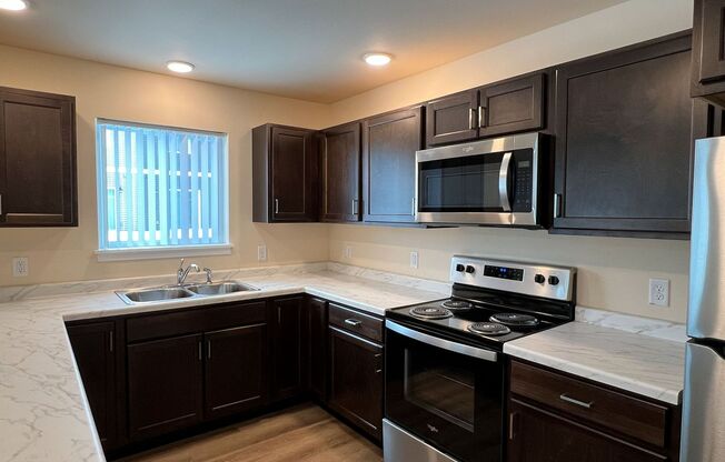 2 beds, 1.5 baths, 1,360 sqft, $1,675, Unit AT 709-35