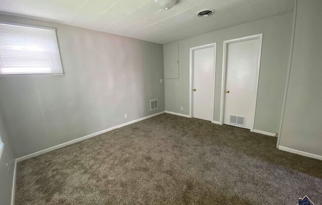 1210 Roberts, 1211 Howell, 1303 N. 12th, 1303 1/2 N. 12th