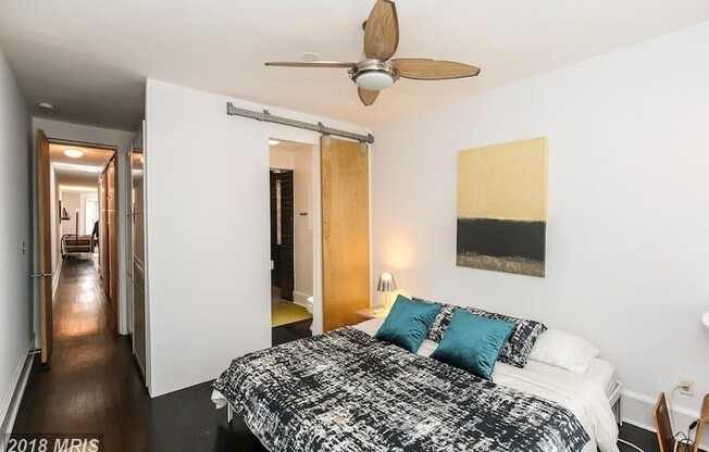 2BD 2BA Designer Penthouse in U St Corridor w/ 400 Sq Ft Private Rooftop, and Large Basement Storage!!