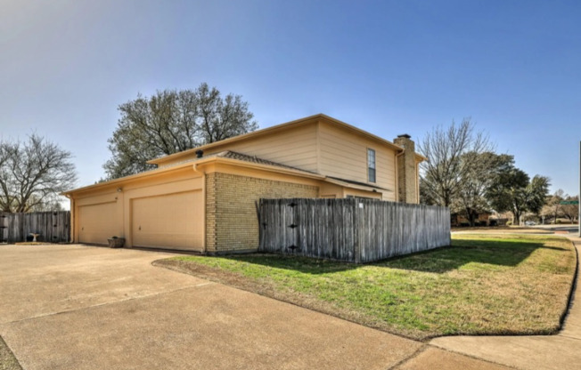 4401 ALTAMESA BLVD