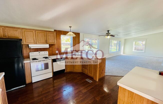 AVAILABLE NOW 3 Bedroom Manufactured Home in Jasper