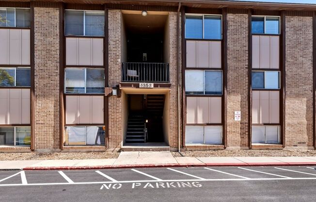 1355 N REDWOOD RD