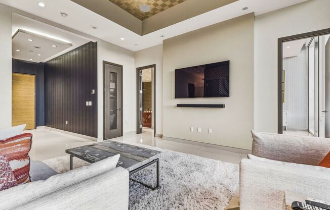 2 beds, 2.5 baths, $17,000