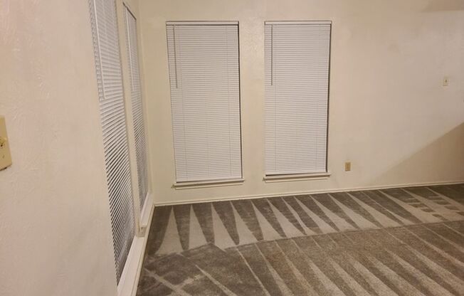 620 FERN MDW DR