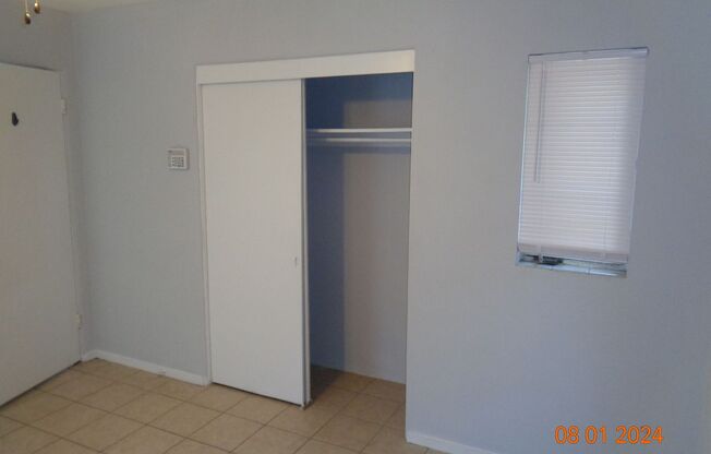 2 beds, 1 bath, $1,495