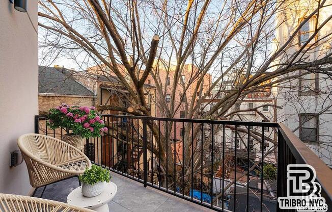 410 LORIMER ST