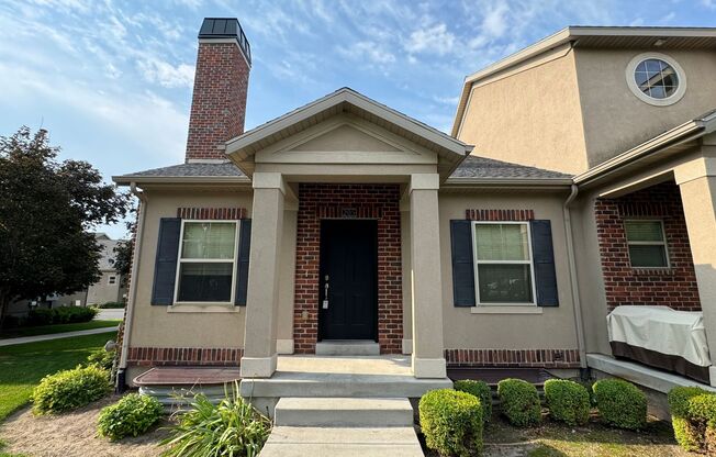 3 Bedroom 3.5 Bathroom In Lehi Traverse Mountain.