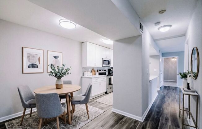 2 beds, 2 baths, 1,000 sqft, $1,450, Unit 2041