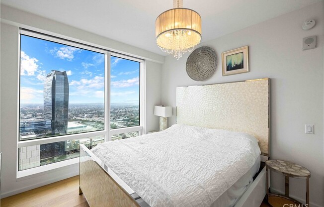 2 beds, 2 baths, 1,309 sqft, $7,000, Unit 4111