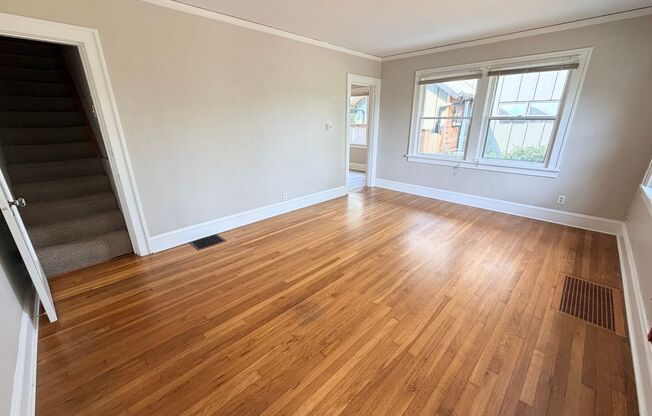 Charming Vintage 3 Bedroom 2 Bathroom Duplex is a Must See!!!
