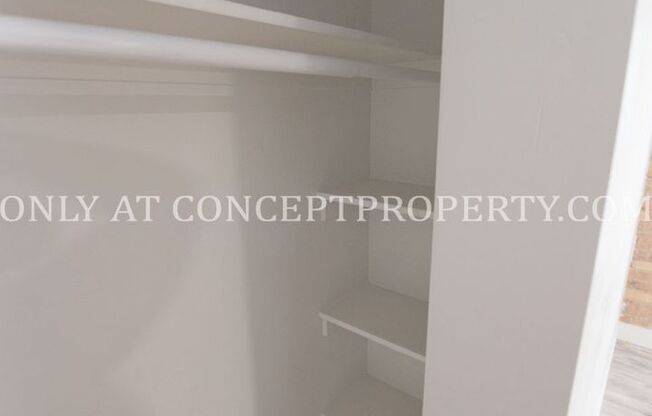 Studio, 1 bath, 208 sqft, $1,075, Unit 2G