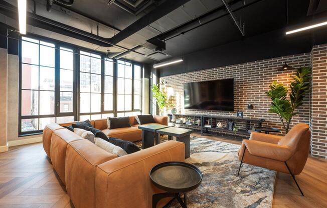 Studio, 1 bath, $3,200, Unit 4H