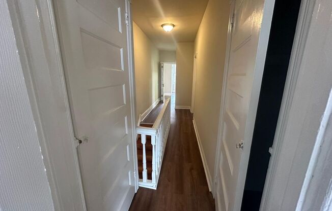 3 beds, 1 bath, $1,620