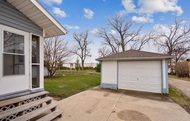 Timeless Charm and Modern Comfort: Welcome to 315 E 12th St, Cedar Falls, IA!
