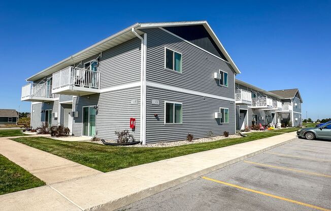 3 beds, 2 baths, 1,186 sqft, $1,540, Unit CH 1102-31