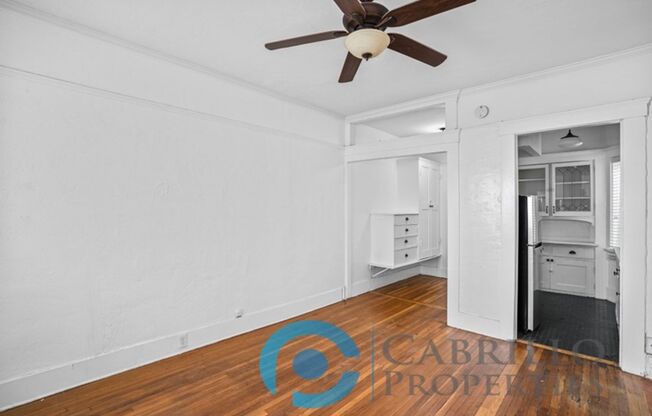 Casa Blanca Apartments